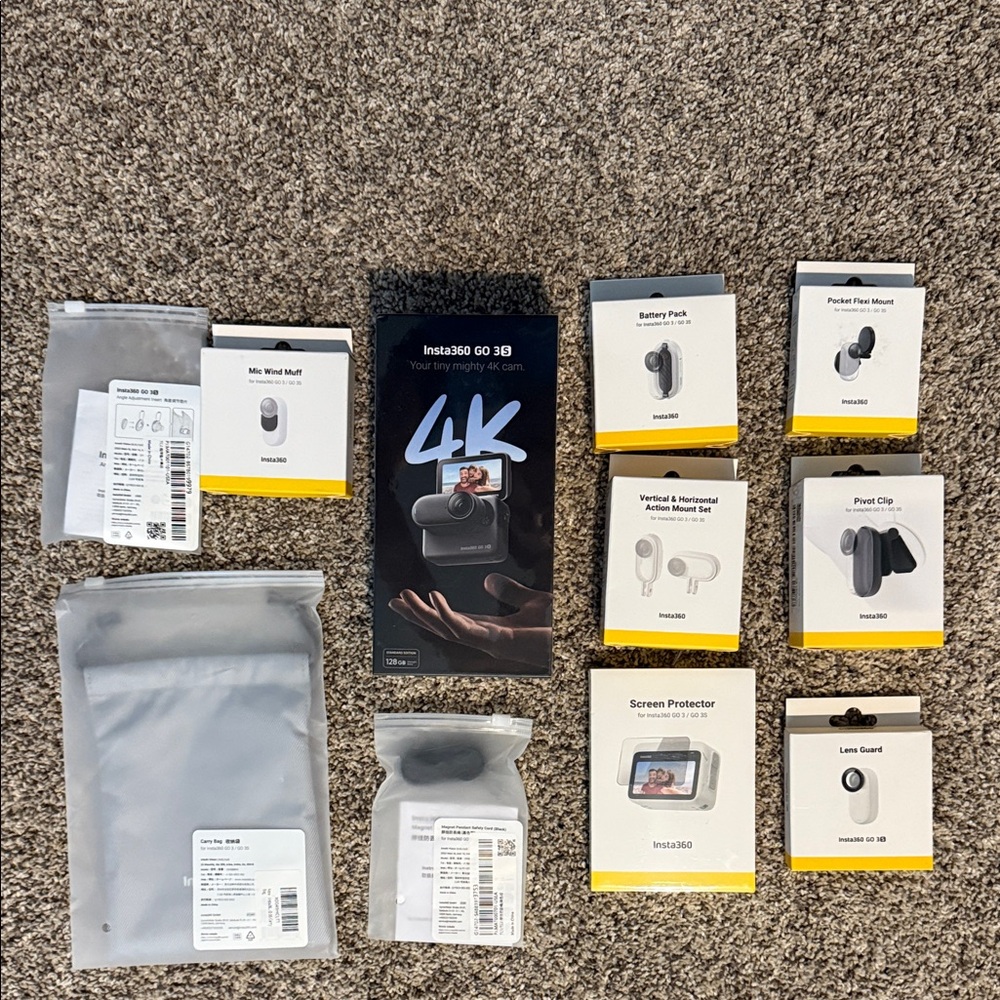 *NEW* Insta360 GO 3S 128GB Digital Camera w/ *NEW* Accessories
